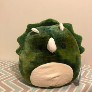 BNWT 8” Trey the Triceratops Squishmallow